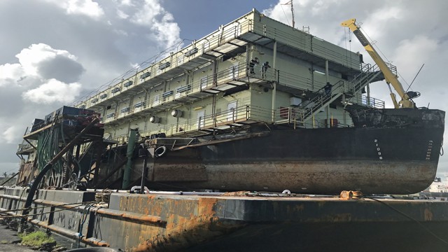 0.2Hurricane Relief Puerto Rico, dry transport of accommodation barges -AlexPeraMarine